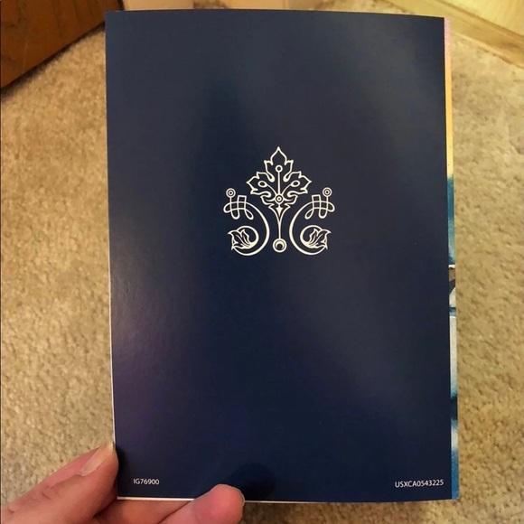 NWT Box (14) of Christmas Cards - Picture 7 of 11
